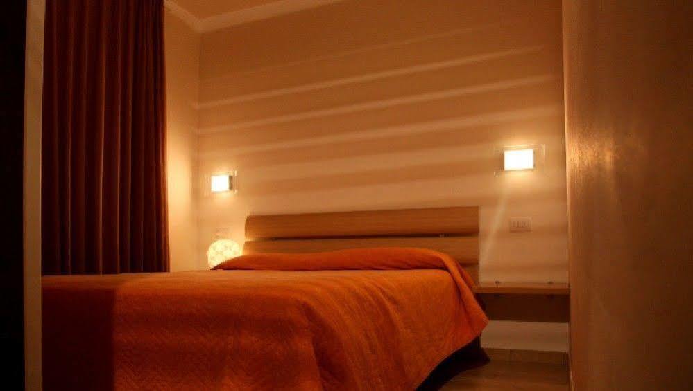 Residence Ilario Suite Hotel Riccione Luaran gambar